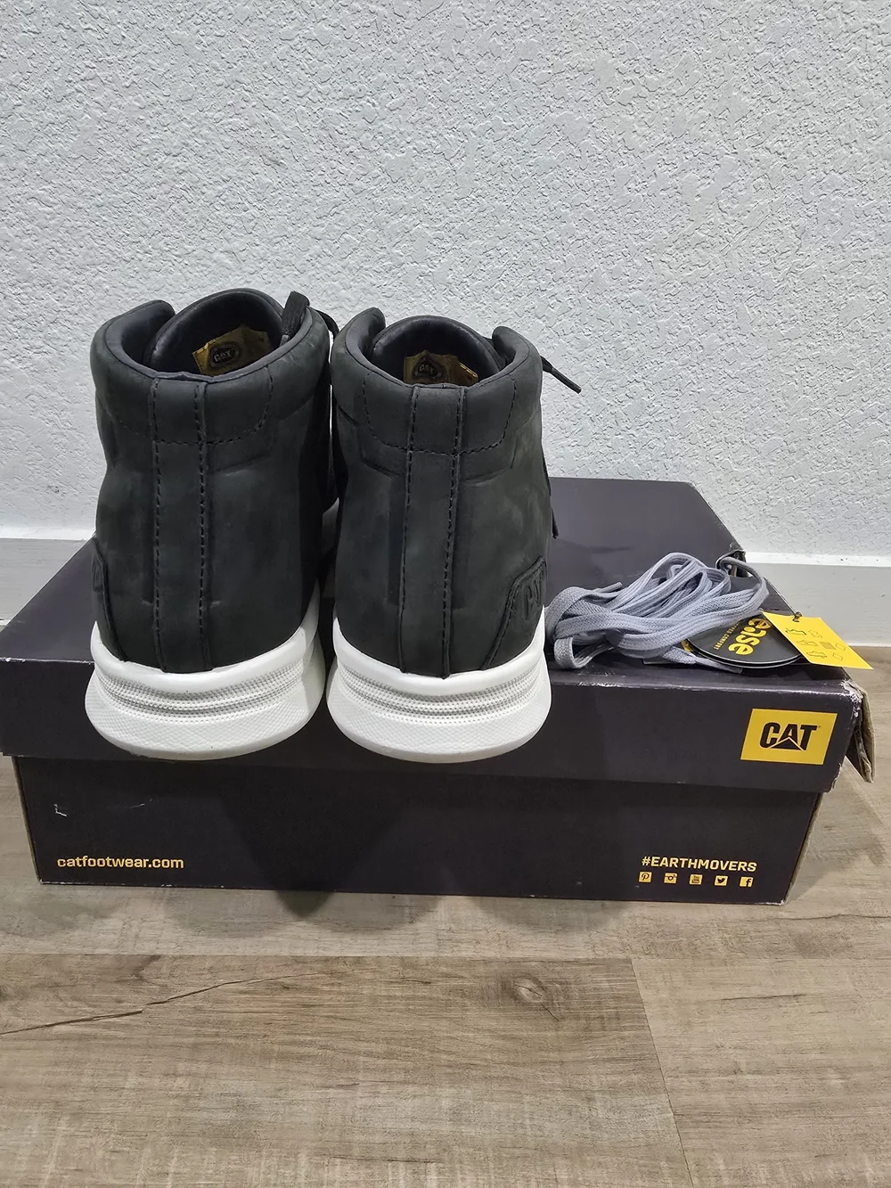 Men's Caterpillar Theorem Fashion Boots
